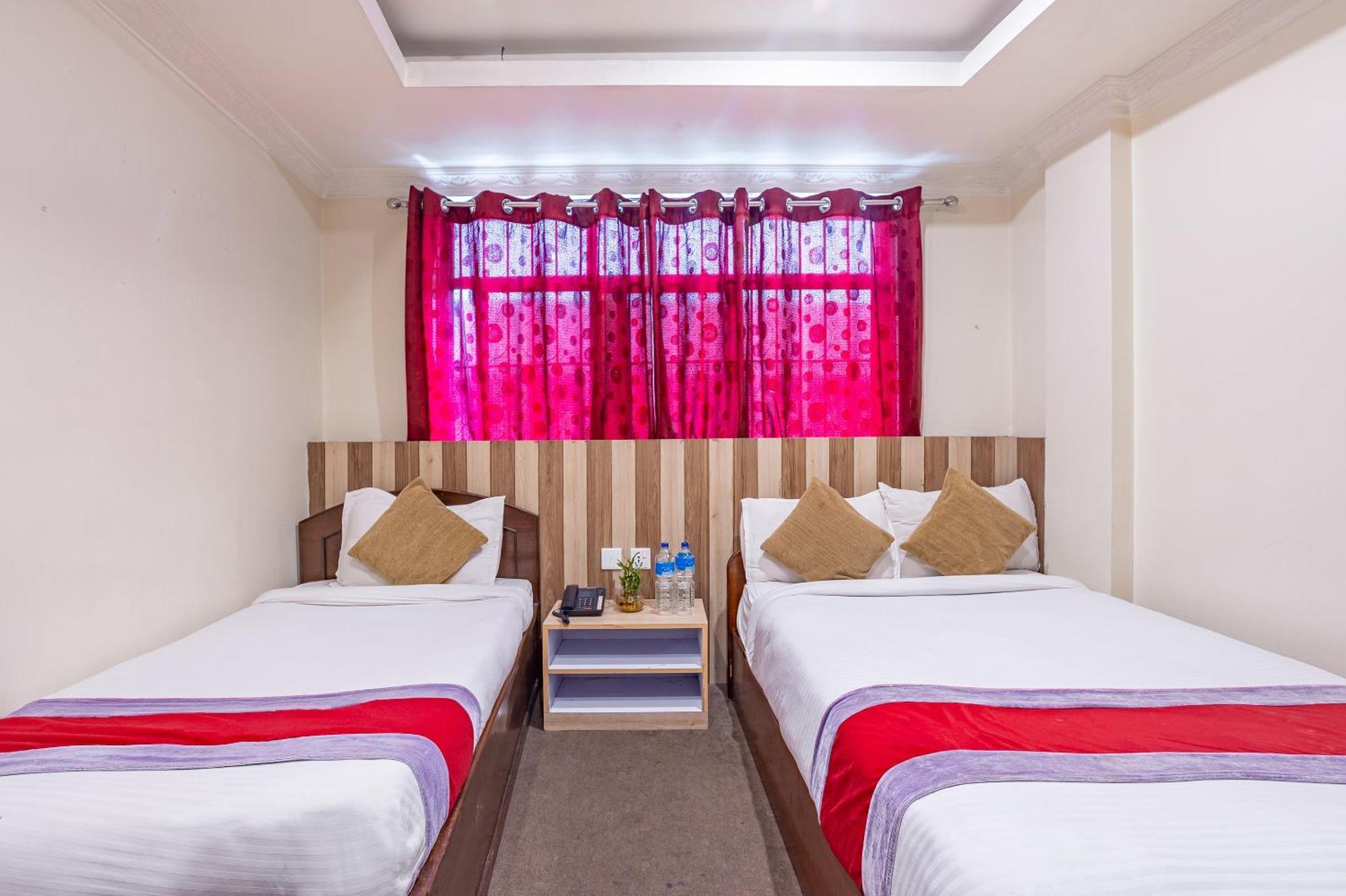 Oyo 821 Hotel Gauri Kathmandu Exterior photo