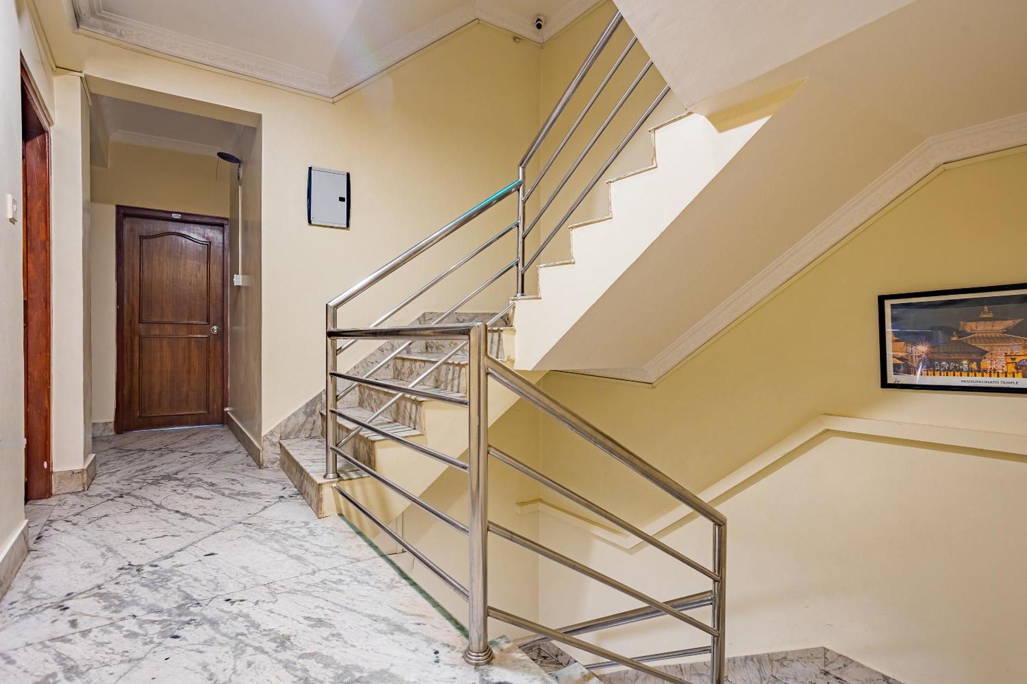 Oyo 821 Hotel Gauri Kathmandu Exterior photo